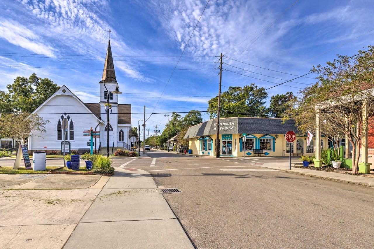 Walk To Beach From Chic Old Town Apartment With Yard Bay St. Louis Extérieur photo