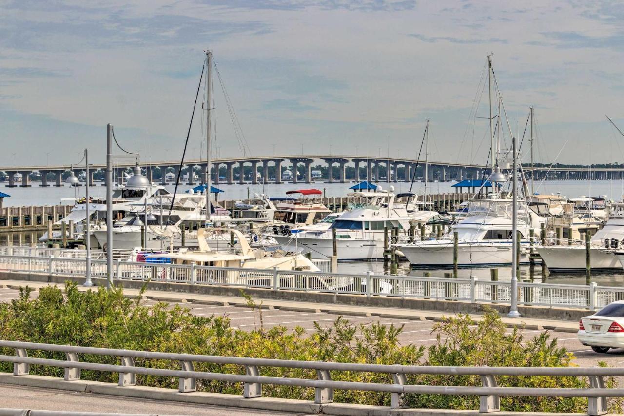 Walk To Beach From Chic Old Town Apartment With Yard Bay St. Louis Extérieur photo