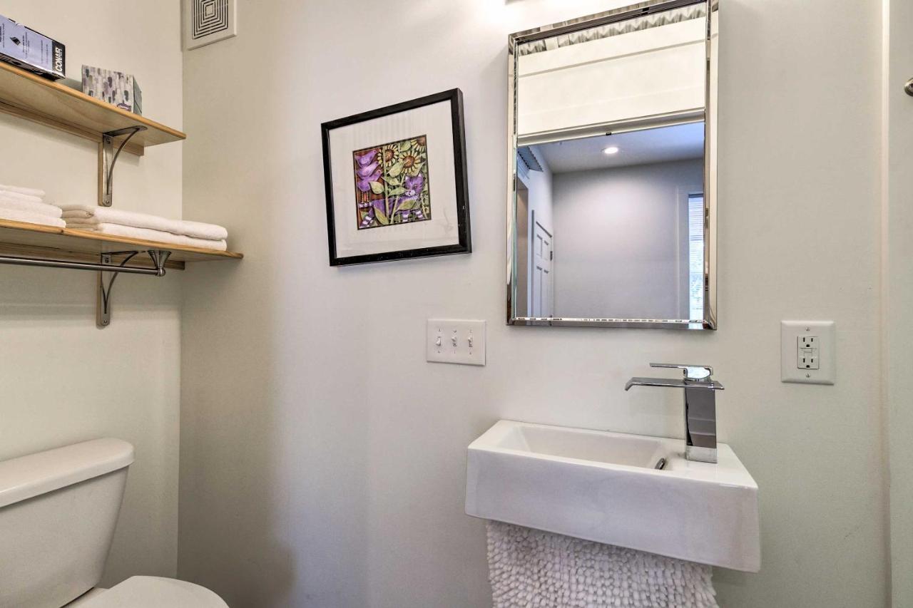 Walk To Beach From Chic Old Town Apartment With Yard Bay St. Louis Extérieur photo